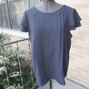 VGUC The Limited navy ruffled cap sleeve top, sz M